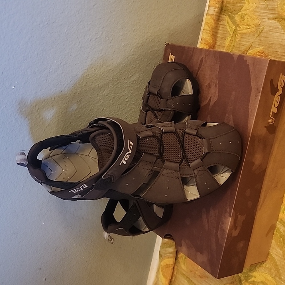 Teva Deacon Mens Sandals Size 10